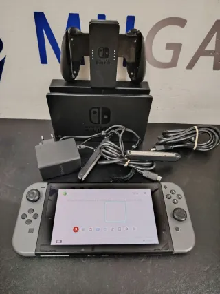 Switch 32GB Gris 1 Año Garantía