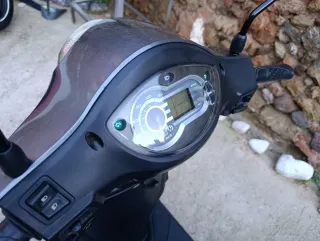 SOLO 163 KLM REALES COMO NUEVA  ITV 28