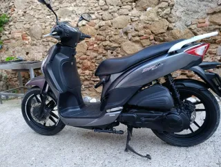 SOLO 163 KLM REALES COMO NUEVA  ITV 28