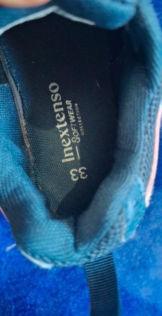 Deportivas niña talla 33