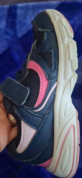 Deportivas niña talla 33