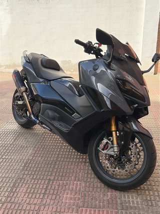Yamaha TMAX 560 TECH MAX Homologada