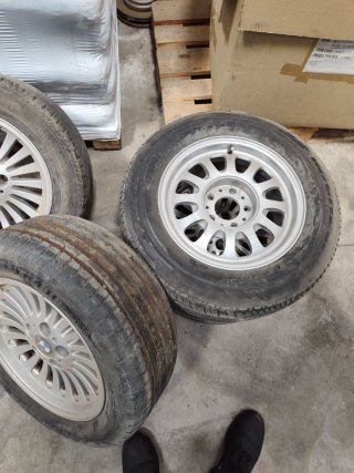 3 Llantas BMW 16 E39