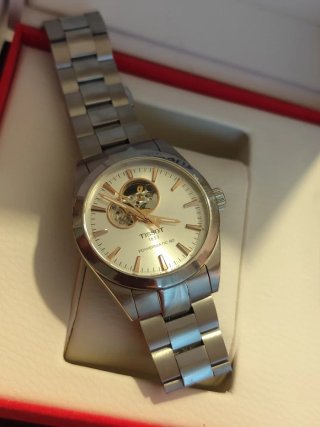 Reloj Tissot Gentleman Open Heart T1274071103101