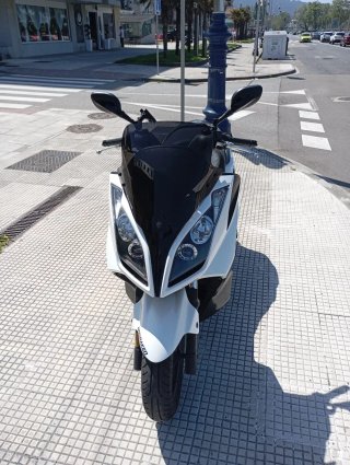 Kymco Superdink 125cc (ETIQUETA C  EURO 3)
