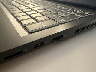 PORTATIL GAMING GIGABYTE G6 CORE i7 16GB 512G 4060