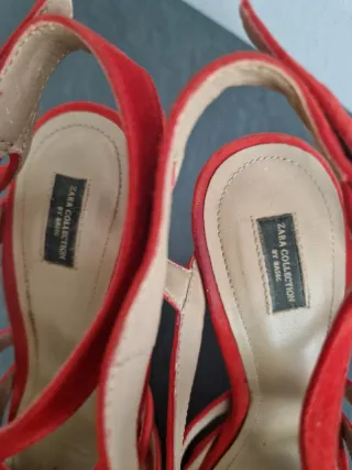 Scarpe rosse con tacco alto