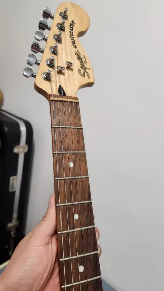 Squier Deluxe Stratocaster Hot Rails (2010)