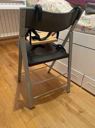 Asiento bebé madera y negro