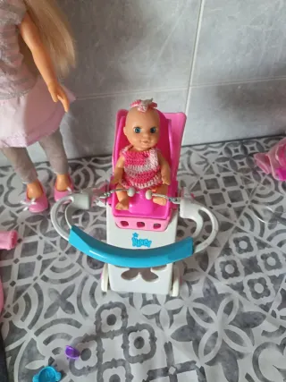 Nancy Paseo con carrito y bebé
