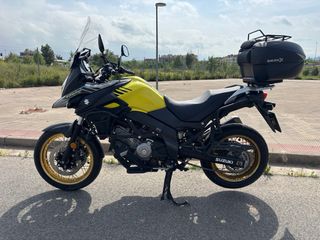 Suzuki Vstrom 650XT Adventure Negra/Amarilla