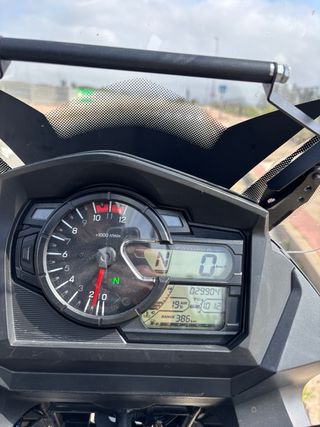 Suzuki Vstrom 650XT Adventure Negra/Amarilla