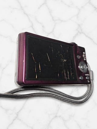 Cámara digital Lumix 16MP morada