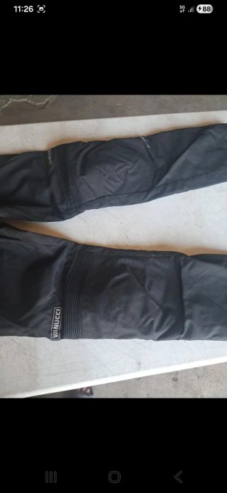 Pantalón Moto Vanucci Talla 36 Negro