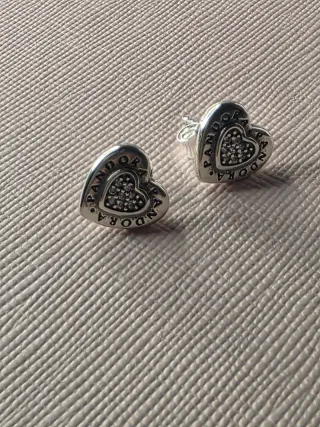 Pendientes Pandora Corazón Brillante