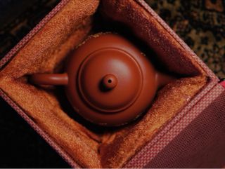 Tetera Yixing Artesanal - Arcilla Zhuni Dahongpao