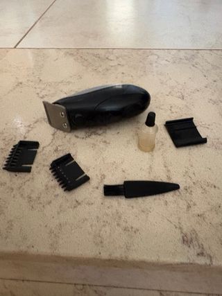 Máquina Cortapelo Portátil Negra