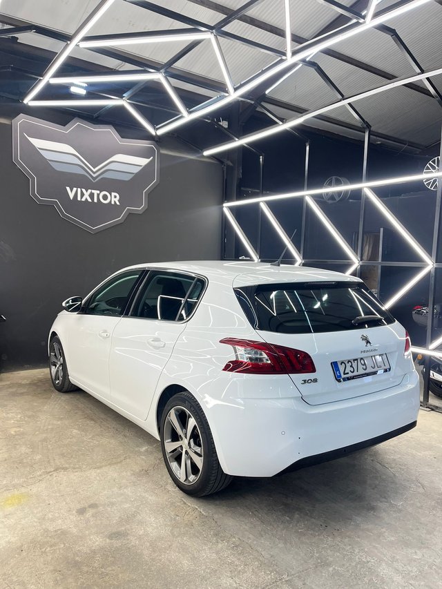 Peugeot 308 1.2 PureTech S&S Allure 130