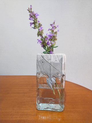 Jarrón Hormigón y Vidrio Diseño Moderno