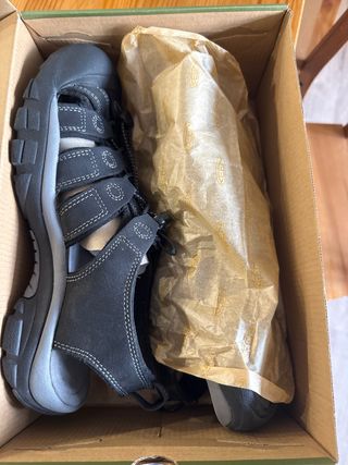 Sandalias KEEN Talla 43 Negras/Gris