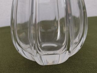 Corba vaso porta fiori in cristallo pesante molato