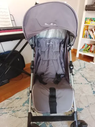 Carrito Paraguas Silver Cross Gris