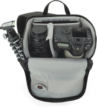 Mochila fotografía LowePro Urban photo Slim 250