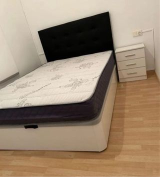 Canape de madera y cabecero de polipiel