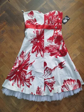 Vestido estampado rojo y blanco