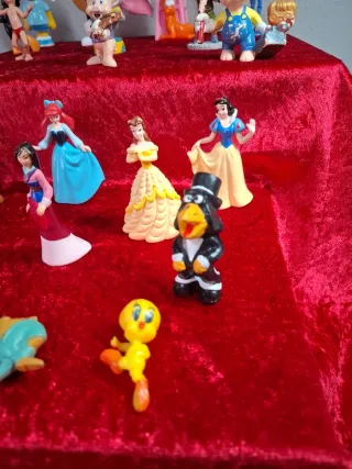 Lote de muñecos PVC