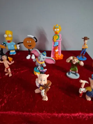 Lote de muñecos PVC
