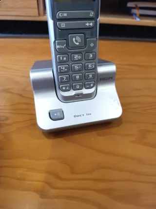 Teléfono Inalámbrico Philips DECT 121
