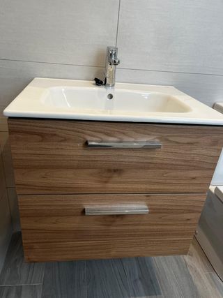 Lavabo Roca Nuevo grifería/mueble incluido