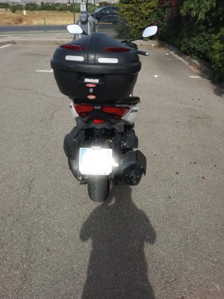 Yamaha XMAX 400 Maxi Scooter