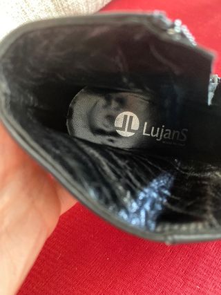 Botín de piel con tacón Marca italiana Lujans