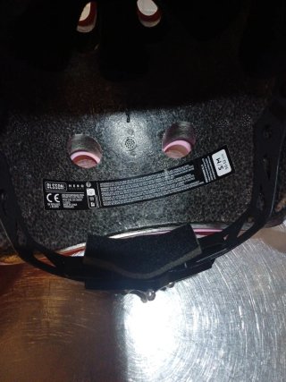Casco Olsson Talla S-M Rosa Nuevo.
