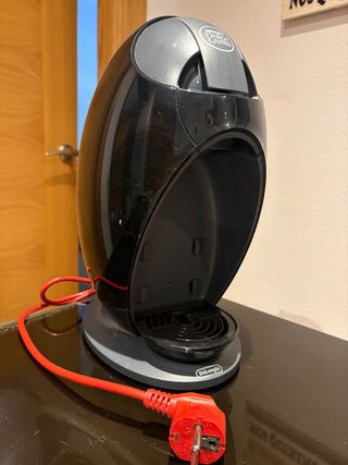 Cafetera Dolce Gusto DeLonghi Negra