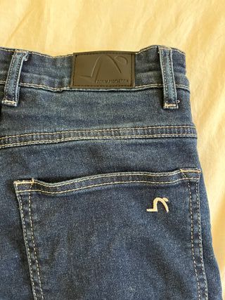 Pantalón vaquero mujer moto