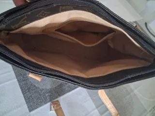 Bolso Louis Vuitton Marrón con Detalles,es origina