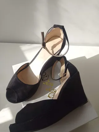 Scarpe con zeppa eleganti N 39