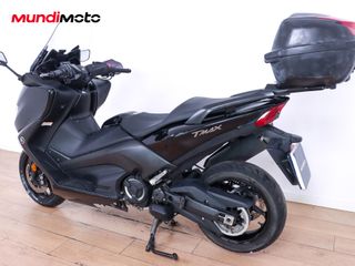 YAMAHA T-MAX 530