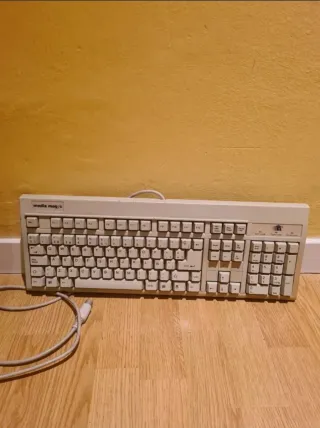 Teclado Media Magic