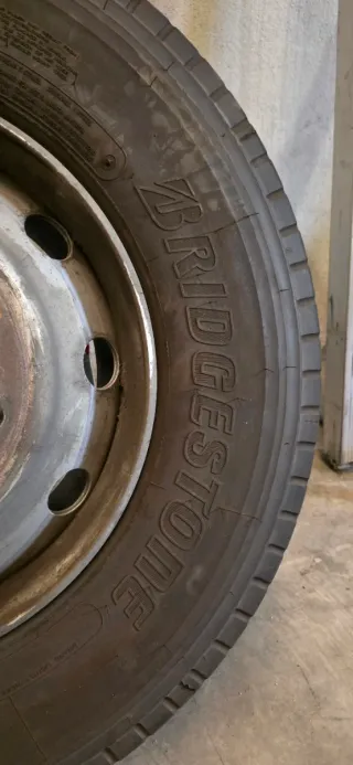 Rueda Camión 19.5