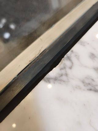 Consola Antigua Madera Dorada y Sobre de Mármol.