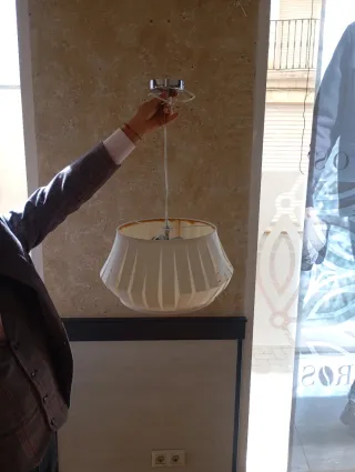 Lampada da soffitto a sospensione in vetro e metallo