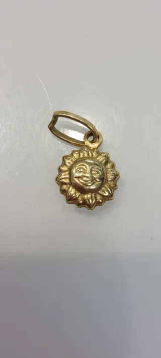 Colgante de oro 18k