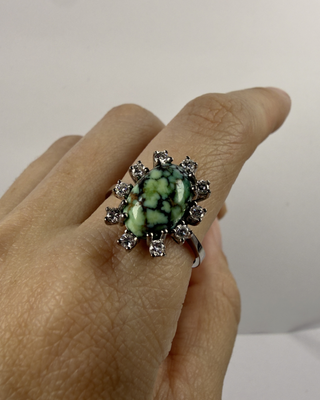 Anillo Oro Blanco 18k Jade y Diamantes