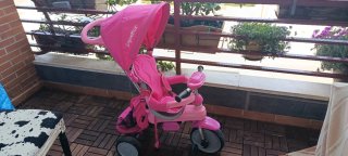 Triciclo rosa para niña