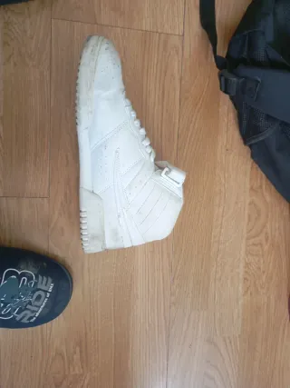 Zapatillas Fila Blancas Talla [Talla]