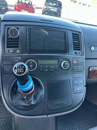 Volkswagen Transporter T5 2004
